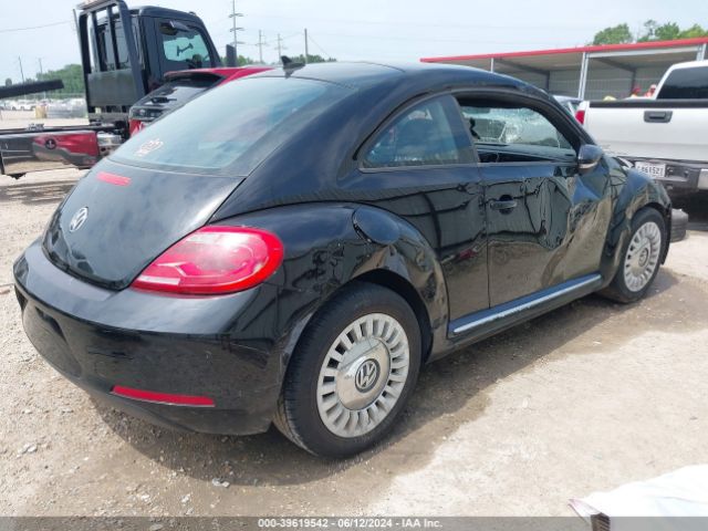 3VWJX7AT2EM631643 Volkswagen Beetle 2.5l