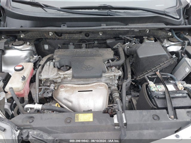 Toyota RAV4 LE 2014 JTMZFREV6EJ012069 Image 10