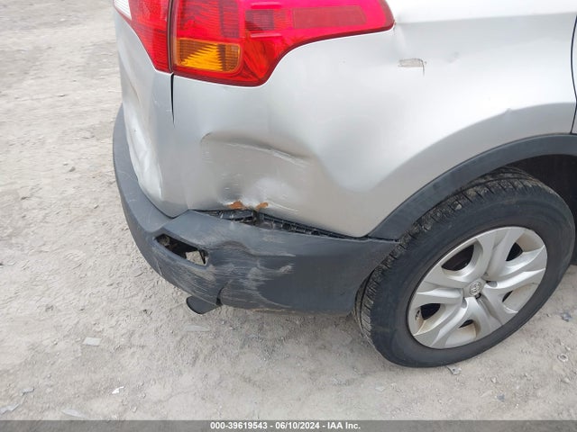Toyota RAV4 LE 2014 JTMZFREV6EJ012069 Image 18