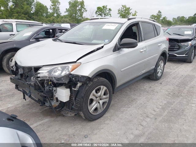 Toyota RAV4 LE 2014 JTMZFREV6EJ012069 Image 2