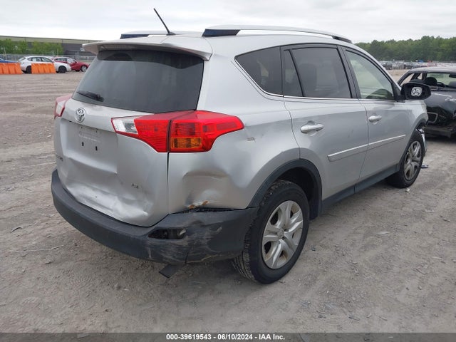 Toyota RAV4 LE 2014 JTMZFREV6EJ012069 Image 4