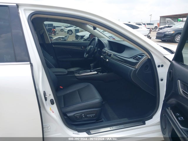 Lexus GS 200T 2016 JTHBA1BL0GA000991 Image 5