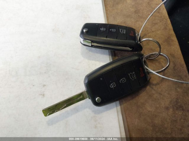 KNDJN2A28G7310058 KIA Soul