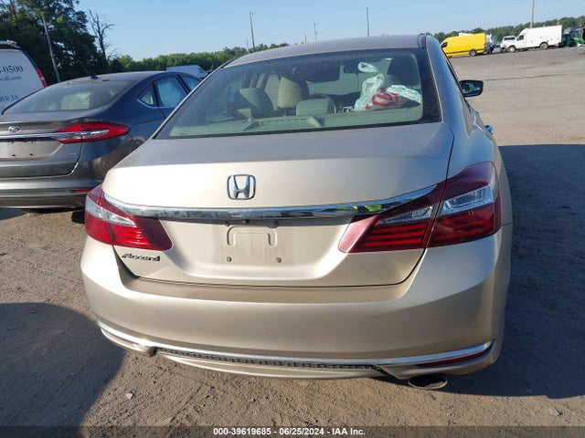 Honda ACCORD LX 2016 1HGCR2F30GA165584 Image 16