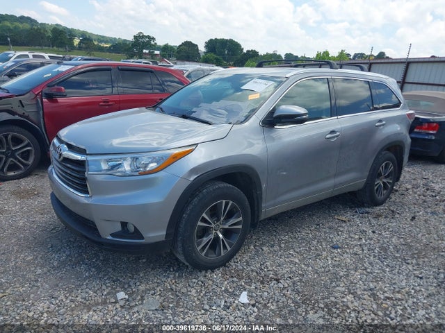 Toyota Highlander Xle V6 2016 5TDJKRFH5GS300480 Image 2