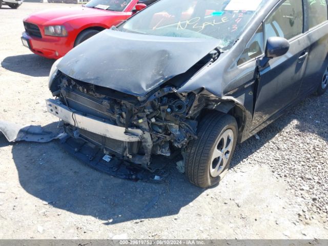 JTDKN3DU3E0366051 Toyota Prius Two