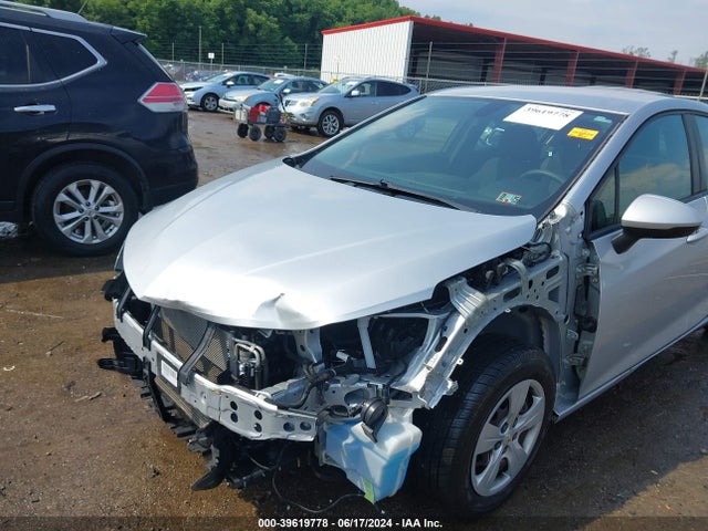 Chevrolet Cruze Ls Auto 2018 1G1BC5SM6J7248316 Image 6