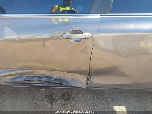 Toyota CAMRY LE 2016 4T4BF1FKXGR568069 Image 18
