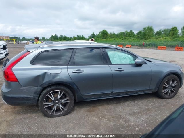 YV4A22NLXH1005125 Volvo V90 Cross Country T6