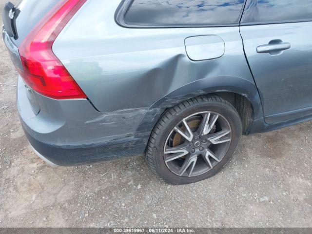 YV4A22NLXH1005125 Volvo V90 Cross Country T6
