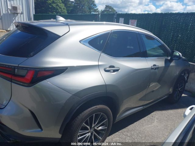 2T2GGCEZ2PC016716 Lexus Nx 350 Premium
