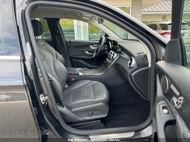 2021 MERCEDES-BENZ GLC W1N0G8DB8MF943710 Photo 4