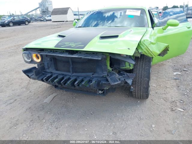 2C3CDZBT7FH703164 Dodge Challenger R/t Plus