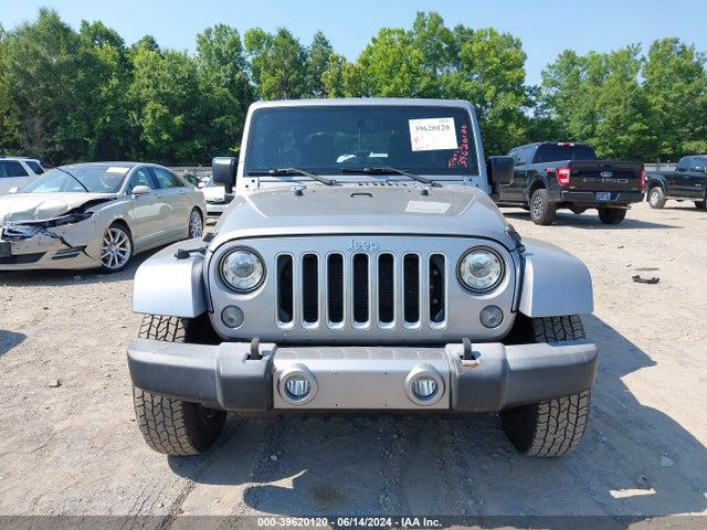 1C4BJWEG7HL534752 Jeep Wrangler Unlimited Sahara 4x4