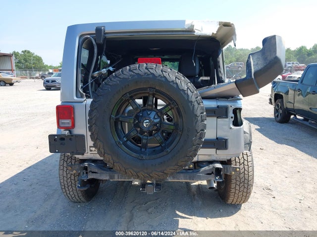 1C4BJWEG7HL534752 Jeep Wrangler Unlimited Sahara 4x4