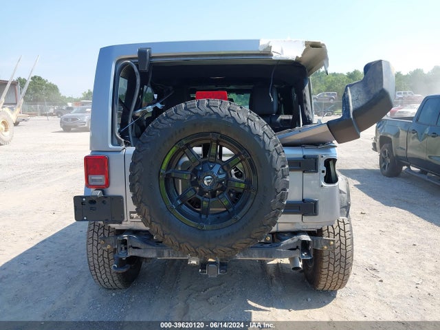 1C4BJWEG7HL534752 Jeep Wrangler Unlimited Sahara 4x4