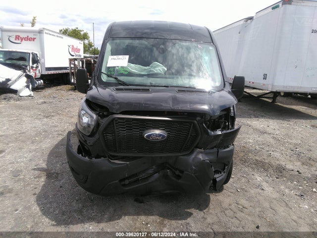Ford Transit-150 2022 1FTYE2C80NKA41001 Image 13