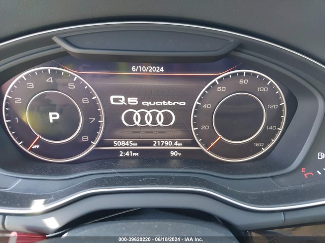 WA1BNAFY5J2207755 Audi Q5 2.0t Premium/2.0t Tech Premium