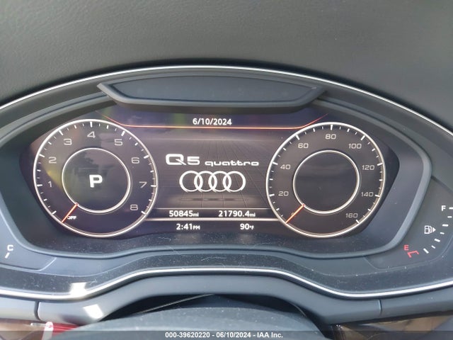 WA1BNAFY5J2207755 Audi Q5 2.0t Premium/2.0t Tech Premium