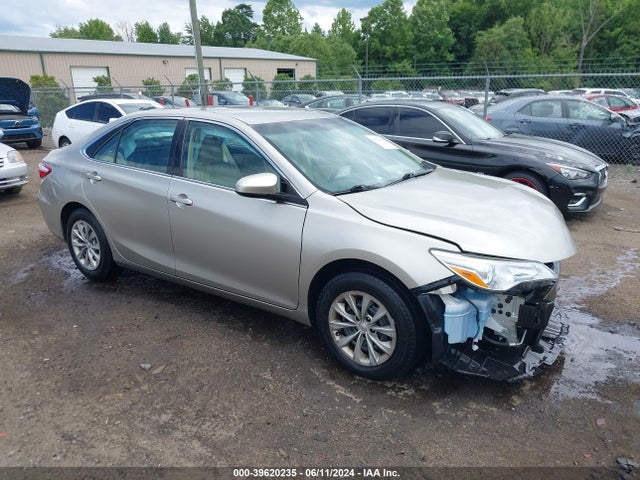 Toyota CAMRY LE 2017 4T1BF1FK6HU422716 zdjęcie główne