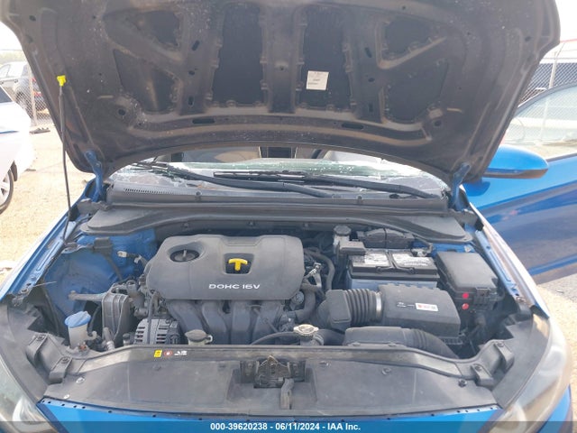 Hyundai ELANTRA SE 2017 5NPD74LF8HH138758 Image 10