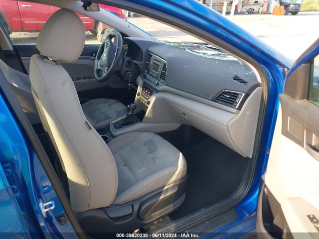 Hyundai ELANTRA SE 2017 5NPD74LF8HH138758 Image 5