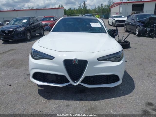 ZARFAMBN9P7669608 Alfa Romeo Giulia Veloce Rwd