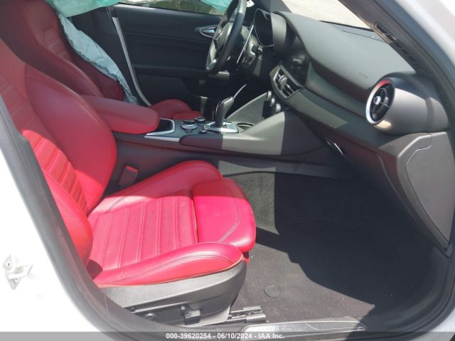ZARFAMBN9P7669608 Alfa Romeo Giulia Veloce Rwd