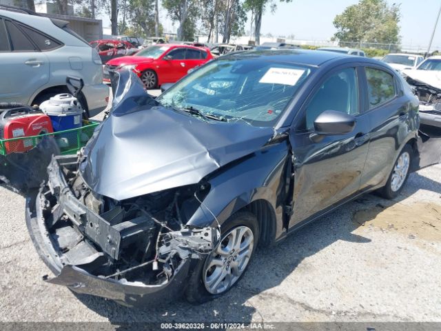 3MYDLBYV5HY165176 Toyota YARIS IA