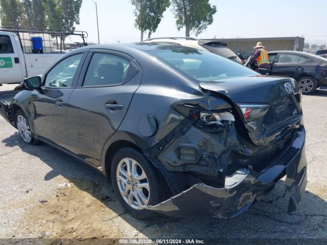 3MYDLBYV5HY165176 Toyota YARIS IA