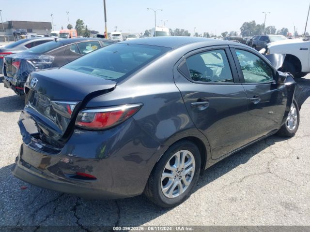 3MYDLBYV5HY165176 Toyota YARIS IA