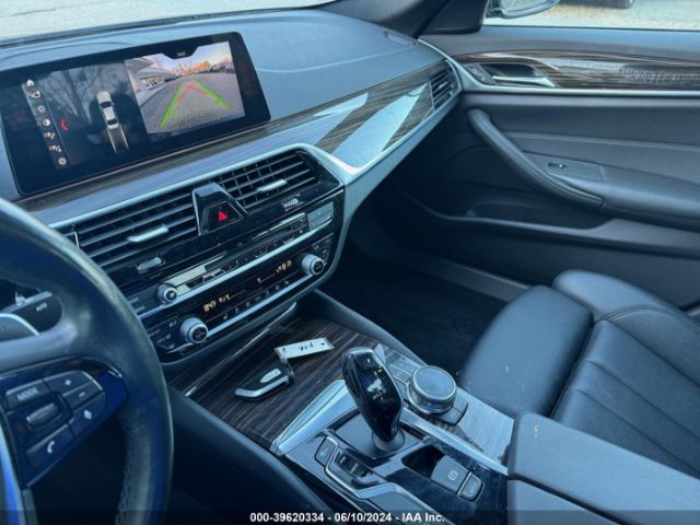 WBAJA7C57JWA72040 BMW 530 XI
