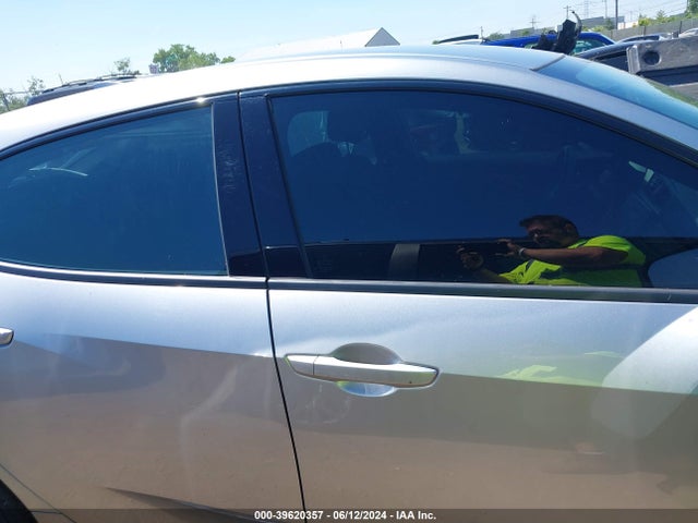 Honda Civic Sport 2018 SHHFK7H49JU239715 Image 14