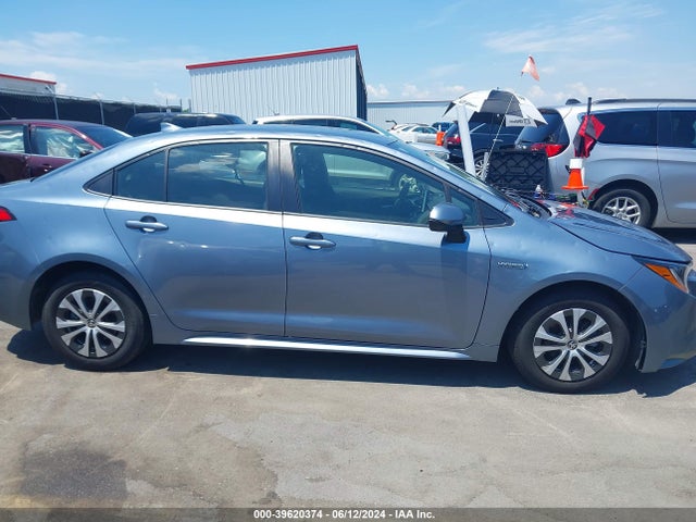 Toyota Corolla Hybrid Le 2021 JTDEAMDE4MJ028285 Image 13