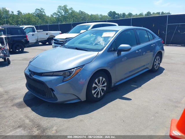 Toyota Corolla Hybrid Le 2021 JTDEAMDE4MJ028285 Image 2