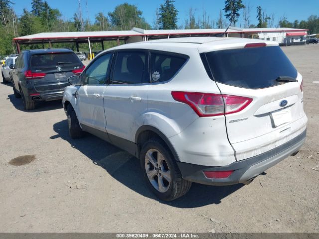 1FMCU9GX5EUB65871 Ford ESCAPE SE