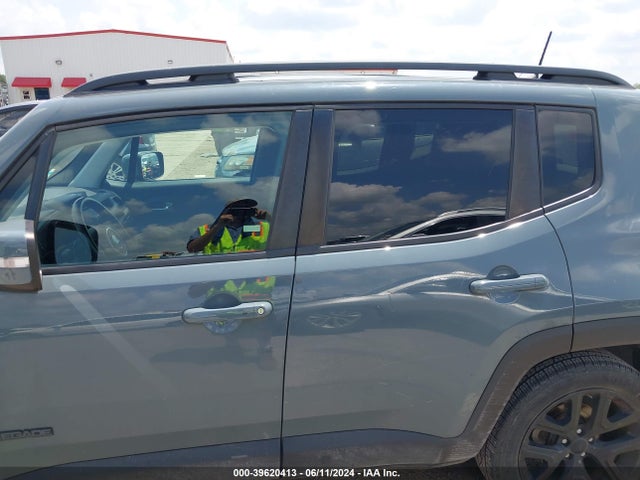 ZACCJABB8JPH16509 Jeep Renegade Altitude Fwd