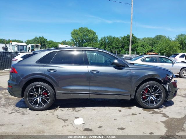 WA1FVAF10KD040232 Audi Q8 55 Premium