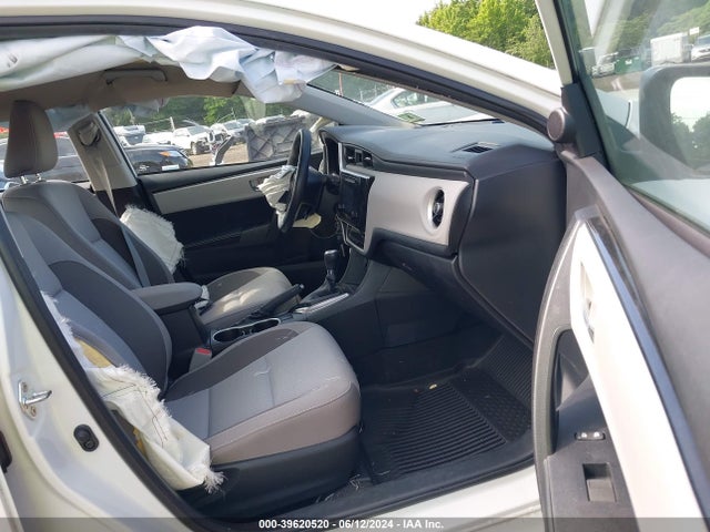 Toyota COROLLA LE 2018 2T1BURHE0JC014456 Image 5