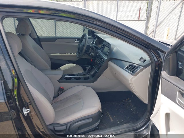 Hyundai SONATA SE 2016 5NPE24AF6GH271295 Image 5