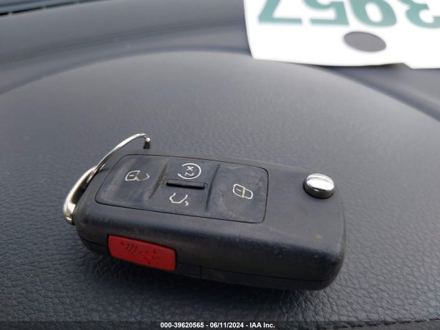 1VWSA7A35LC011230 Volkswagen Passat 2.0t Se