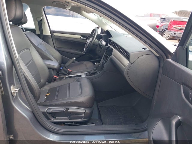 1VWSA7A35LC011230 Volkswagen Passat 2.0t Se