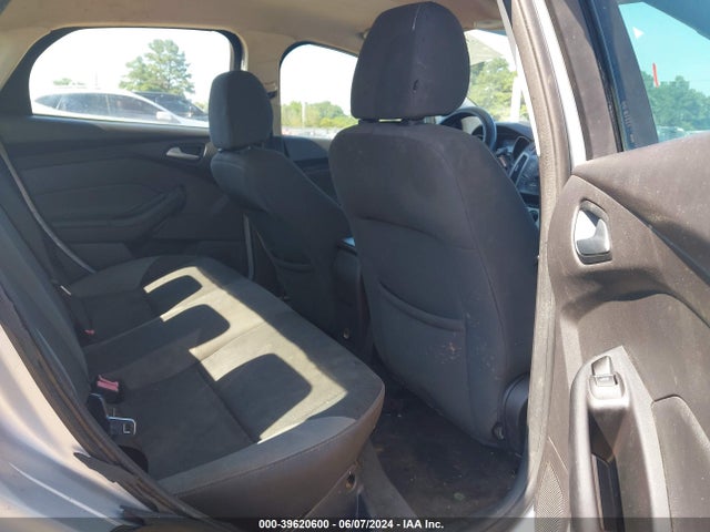 Ford FOCUS SE 2014 1FADP3F22EL318219 Image 8