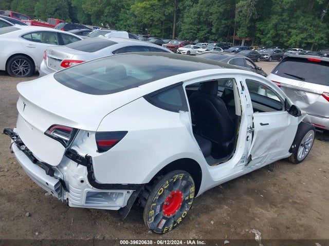 Tesla Model 3 Rear-wheel Drive 2022 5YJ3E1EA0NF331319 Image 4