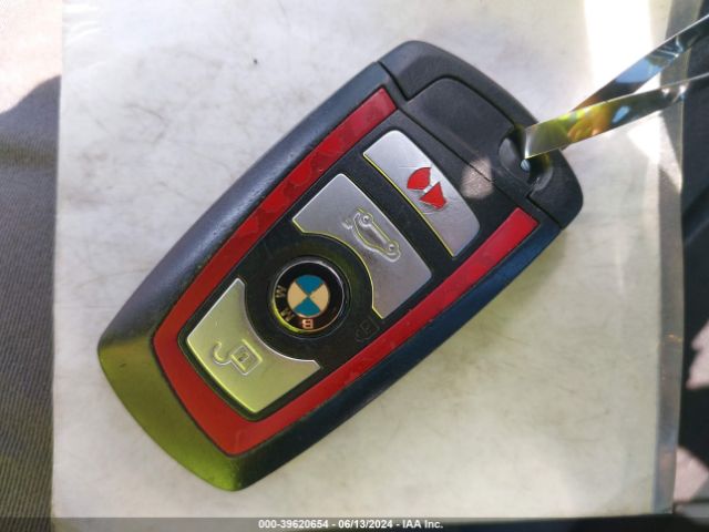 WBA8B9G54HNU09665 BMW 330I