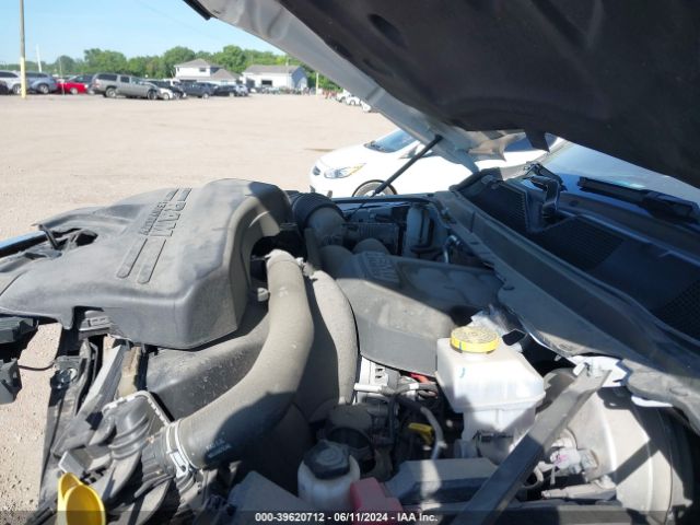 3C6UR5HJ3NG144444 RAM 2500 Tradesman  4x4 8' Box