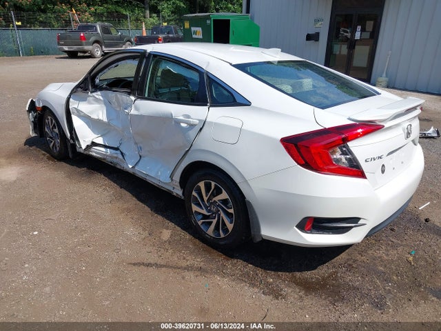 Honda CIVIC EX 2018 2HGFC2F74JH505684 Image 3