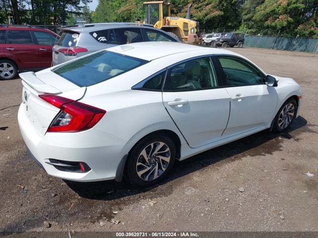 Honda CIVIC EX 2018 2HGFC2F74JH505684 Image 4