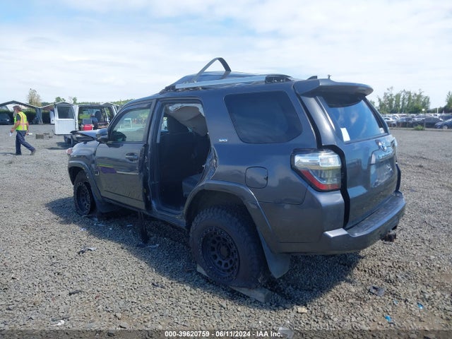 Toyota 4runner Sr5 Premium 2016 JTEBU5JRXG5305960 Image 3