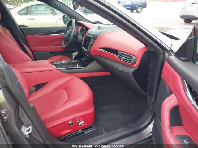 ZN661XUA5NX402208 Maserati Levante Gt